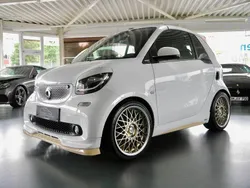 Weiß Gebraucht 2019 Smart ForTwo Cabrio Brabus Cabrio | 22.850 €
