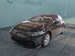 Grau Gebraucht 2021 VW Golf VIII R-line Limousine | 25.630 € (Superpreis)