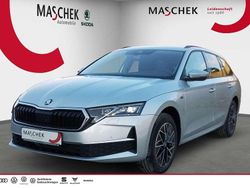 Brillant silber metallic Gebraucht 2025 Skoda Octavia Tour Kombi | 35.690 € (Fairer Preis)