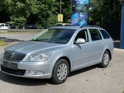 Silber Gebraucht 2012 Skoda Octavia Family Limousine | 4.950 € (Guter Preis)