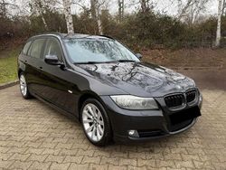 Schwarz Gebraucht 2010 BMW 325 Kombi | 9.690 € (Guter Preis)