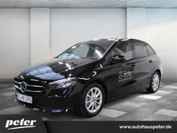 Schwarz Gebraucht 2022 Mercedes B200 Progressive Van / Kleinbus | 29.890 € (Fairer Preis)
