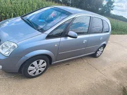 Grau Gebraucht 2004 Opel Meriva Van / Kleinbus | 1.300 € (Guter Preis)