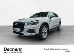 Gletscherweiß metallic Gebraucht 2024 Audi Q2 Advanced Plus SUV | 33.890 € (Etwas zu teuer)
