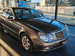 Grau Gebraucht 2006 Mercedes E280 Limousine | 8.200 € (Teuer)