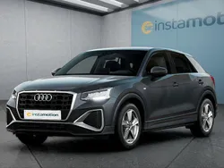 Grau Gebraucht 2024 Audi Q2 S-Line SUV | 31.649 € (Fairer Preis)