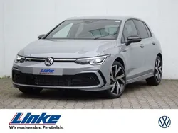 Grau Gebraucht 2023 VW Golf VIII R-line Limousine | 31.990 € (Guter Preis)