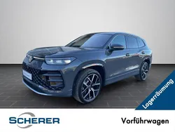 Delfingrau metallic (metallic) Gebraucht 2025 VW Tayron R-line SUV | 59.990 € (Guter Preis)