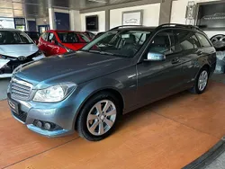 Grau Gebraucht 2012 Mercedes C200 Kombi | 5.950 € (Etwas zu teuer)