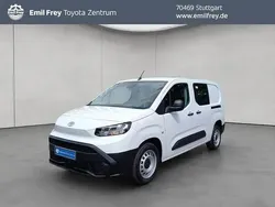 Icy white Neu 2025 Toyota Proace City Van | 26.990 € (Etwas zu teuer)