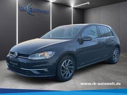 Grau Gebraucht 2017 VW Golf VII Sound Limousine | 12.490 € (Fairer Preis)