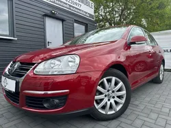 Rot Gebraucht 2008 VW Jetta Comfortline Limousine | 5.990 € (Etwas zu teuer)