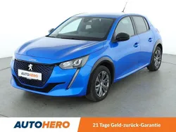 Blau Gebraucht 2022 Peugeot e-208 Active Kleinwagen | 15.490 € (Fairer Preis)