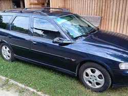 Blau Gebraucht 2000 Opel Vectra Kombi | 590 € (Superpreis)