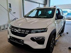 Weiß Gebraucht 2023 Dacia Spring Essentiel Kleinwagen | 12.499 € (Fairer Preis)