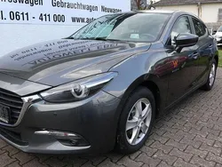 Grau Gebraucht 2018 Mazda 3 Exclusive-Line Limousine | 9.910 € (Guter Preis)