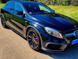 Schwarz Gebraucht 2015 Mercedes GLA45 AMG AMG SUV | 20.500 €