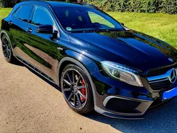 Schwarz Gebraucht 2015 Mercedes GLA45 AMG AMG SUV | 20.500 €