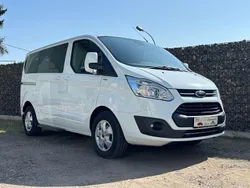 Weiß Gebraucht 2016 Ford Tourneo Custom Titanium Van / Kleinbus | 23.990 € (Fairer Preis)