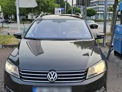 Braun Gebraucht 2012 VW Passat Kombi | 9.200 € (Etwas zu teuer)