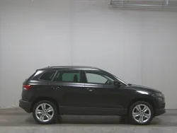 Schwarz Gebraucht 2021 Skoda Karoq Style SUV | 19.380 € (Guter Preis)