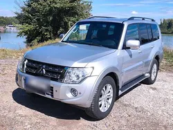 Silber Gebraucht 2012 Mitsubishi Pajero SUV | 15.000 € (Etwas zu teuer)