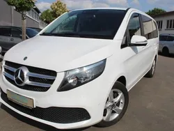 Weiss Gebraucht 2021 Mercedes V220 Edition Van / Kleinbus | 48.349 € (Teuer)