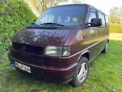 Rot Gebraucht 1994 VW T4 Van | 9.500 €