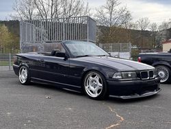 Schwarz Gebraucht 1995 BMW 328 Cabriolet M Sport Cabrio | 15.999 €