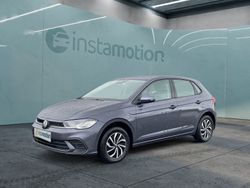 Grau Gebraucht 2024 VW Polo Life Limousine | 19.194 € (Fairer Preis)