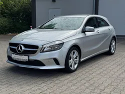Silber Gebraucht 2017 Mercedes A180 Limousine | 13.990 € (Guter Preis)