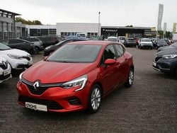Rot Gebraucht 2020 Renault Clio V Experience Limousine | 14.990 € (Fairer Preis)
