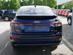 Navarrablau metallic navarrablau metallic Gebraucht 2023 Audi Q4 Sportback e-tron S-Line SUV | 59.790 €