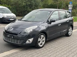 Grau Gebraucht 2010 Renault Scénic III Van / Kleinbus | 3.500 € (Fairer Preis)