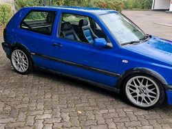 Blau Gebraucht 1994 VW Golf III Conceptline Kleinwagen | 2.000 €