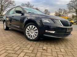 Schwarz Gebraucht 2020 Skoda Octavia Limousine | 8.400 €