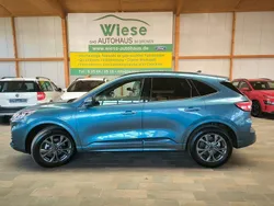 Blau Gebraucht 2021 Ford Kuga ST-Line X SUV | 24.280 € (Guter Preis)