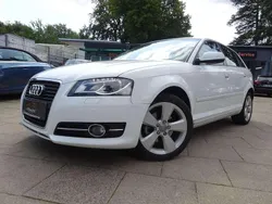 Weiß Gebraucht 2012 Audi A3 Sportback Ambition Limousine | 5.790 € (Fairer Preis)