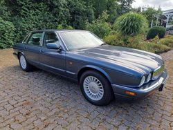 Blau Gebraucht 1998 Jaguar XJ Sovereign Limousine | 9.999 € (Etwas zu teuer)