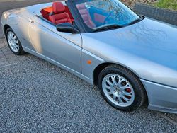 Silber Gebraucht 2025 Alfa Romeo Spider Cabrio | 7.200 €