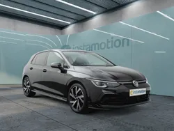 Schwarz Gebraucht 2024 VW Golf VIII R-line Limousine | 33.249 € (Fairer Preis)