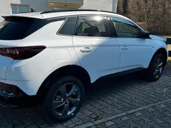 Weiß Gebraucht 2024 Opel Grandland X SUV | 28.990 € (Fairer Preis)