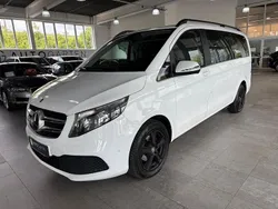 Arktikweiß Gebraucht 2019 Mercedes V220 Van / Kleinbus | 35.950 € (Fairer Preis)