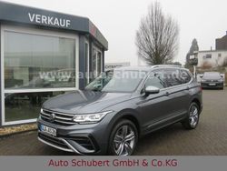 Grau Gebraucht 2025 VW Tiguan Allspace Elegance SUV | 41.900 € (Etwas zu teuer)