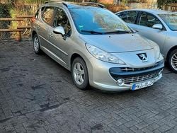Grau Gebraucht 2008 Peugeot 207 Kombi | 1.699 € (Fairer Preis)