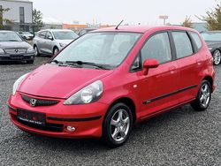 Rot Gebraucht 2008 Honda Jazz Cool Kleinwagen | 1.790 € (Fairer Preis)