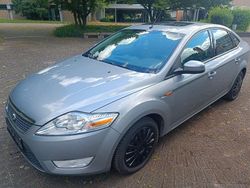 Silber Gebraucht 2007 Ford Mondeo Trend Limousine | 5.750 € (Teuer)