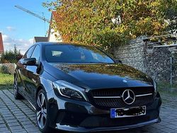 Schwarz Gebraucht 2015 Mercedes A200 Urban Kleinwagen | 15.800 € (Etwas zu teuer)