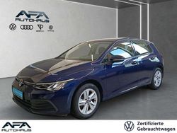 Blau Gebraucht 2022 VW Golf VIII Life Limousine | 19.069 € (Guter Preis)