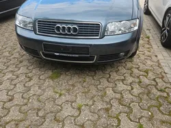 Silber Gebraucht 2003 Audi A4 Kombi | 2.900 € (Fairer Preis)